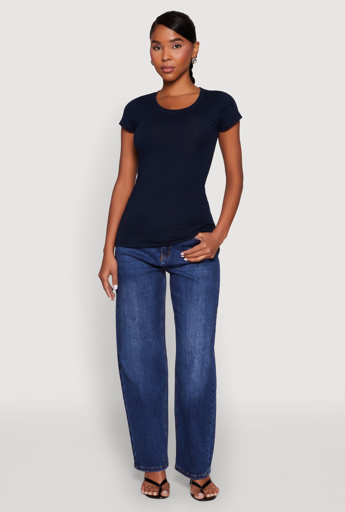 Short Sleeve Scoop Neck Tee