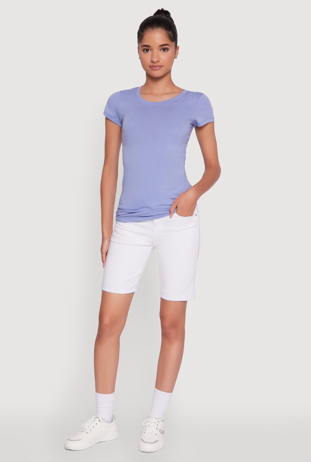 Short Sleeve Scoop Neck Tee