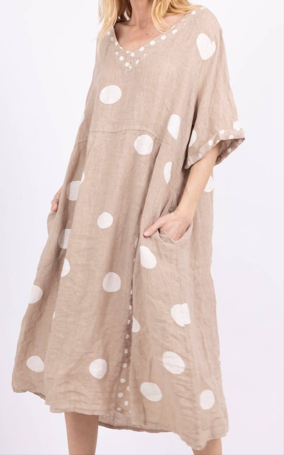 72271 Long Polka Dot Dress Linen with V-neck and Short Sleeves