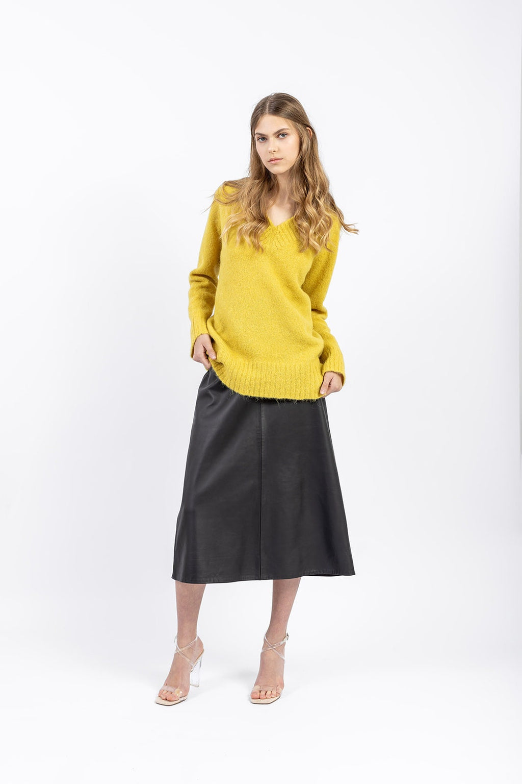 Women's yellow oversized sweater in alpaca wool blend, sleeve detail