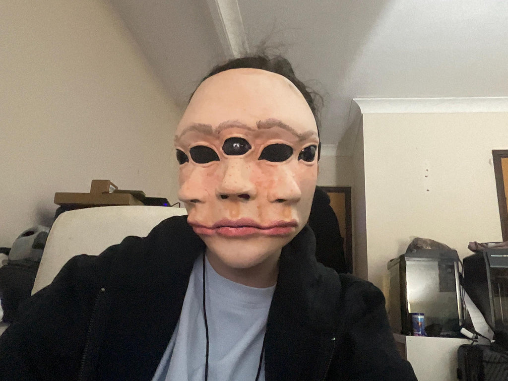 Still Life mask with 3 cm glass half-sphere eyes and printed irises