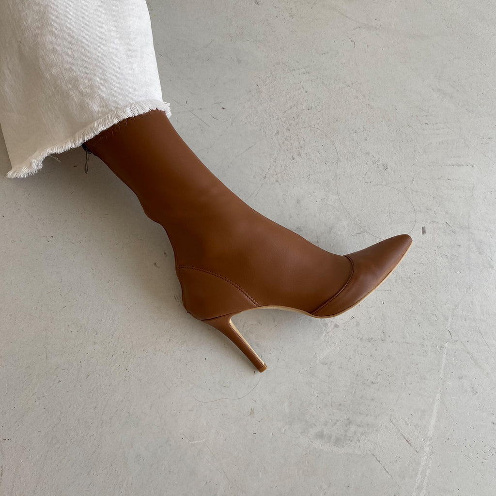 Pointy toe high heel ankle boots with cushioned insole