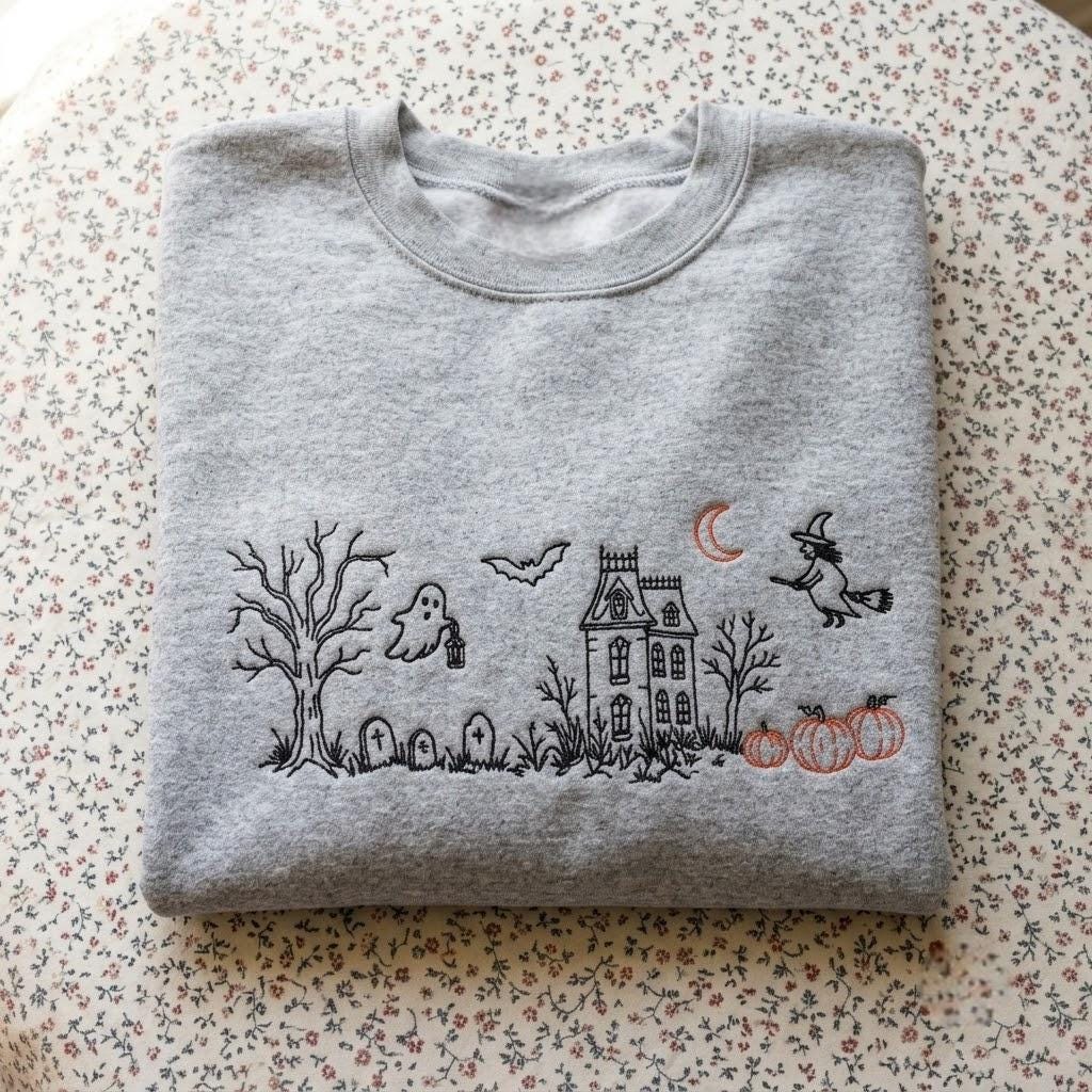 Relaxed fit haunted manor crewneck for ghost hunters