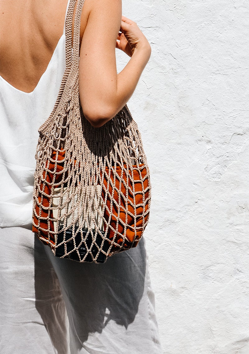 Handcrafted French market bag made of 100% cotton, lightweight and sturdy