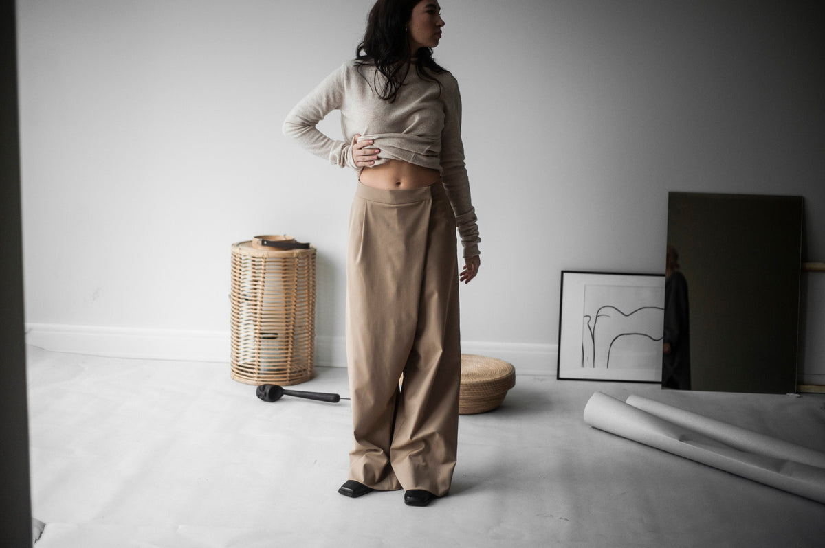 High waisted trousers in size S waist 65-70 cm