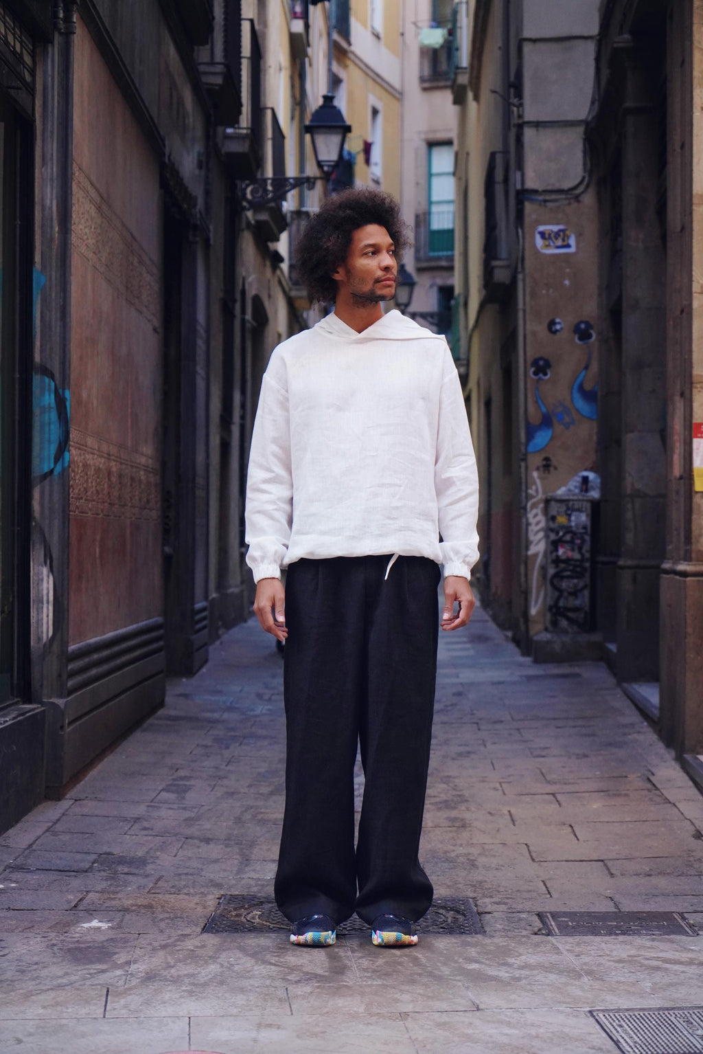 Pleated linen joggers for men, breathable and antiseptic fabric