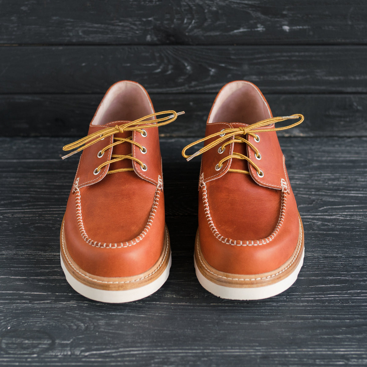 Handmade orange chrome waxed leather moc toe oxford shoes with moccasin stitching