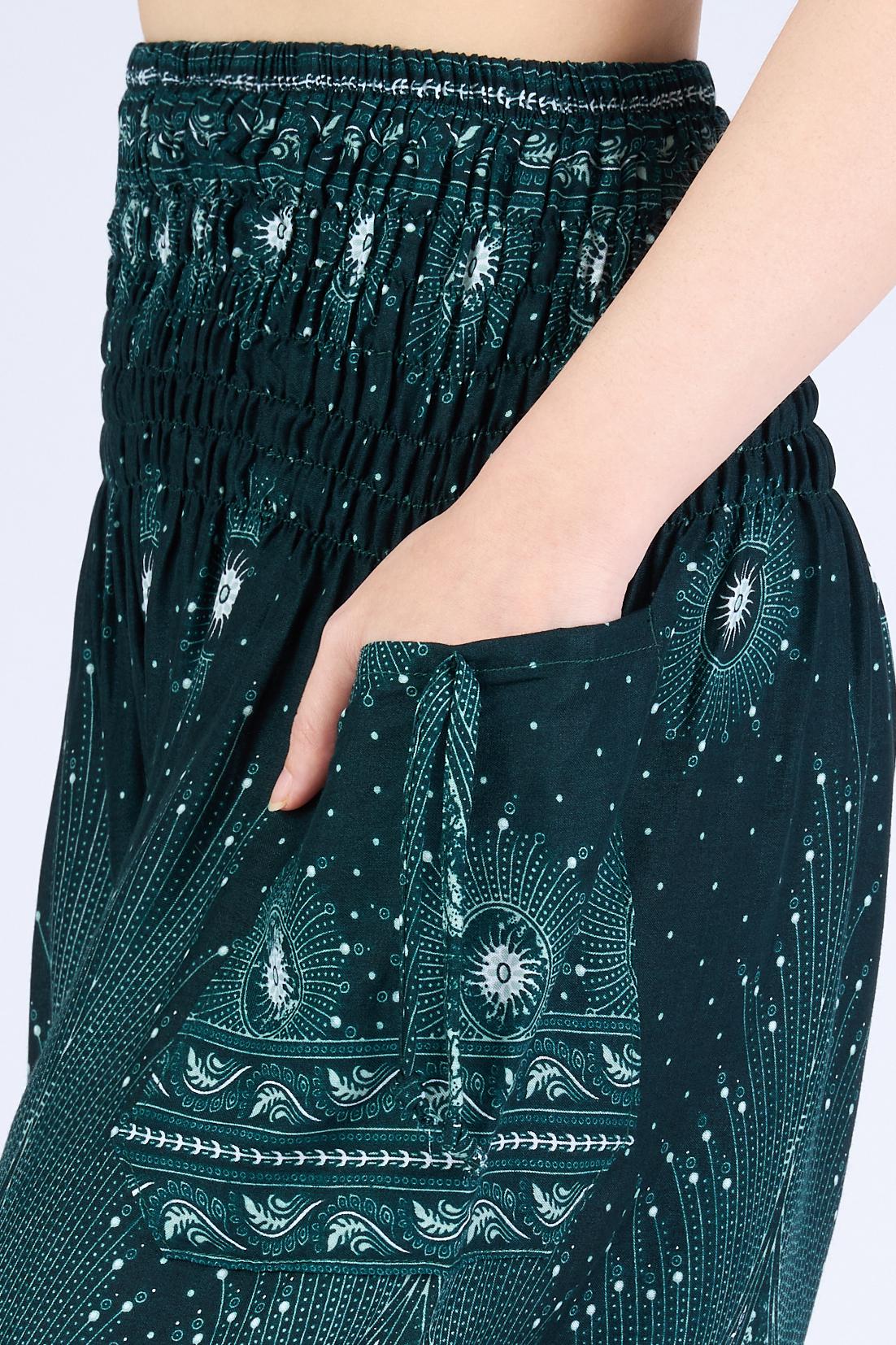 Green boho harem pants with two side pockets and adjustable hips