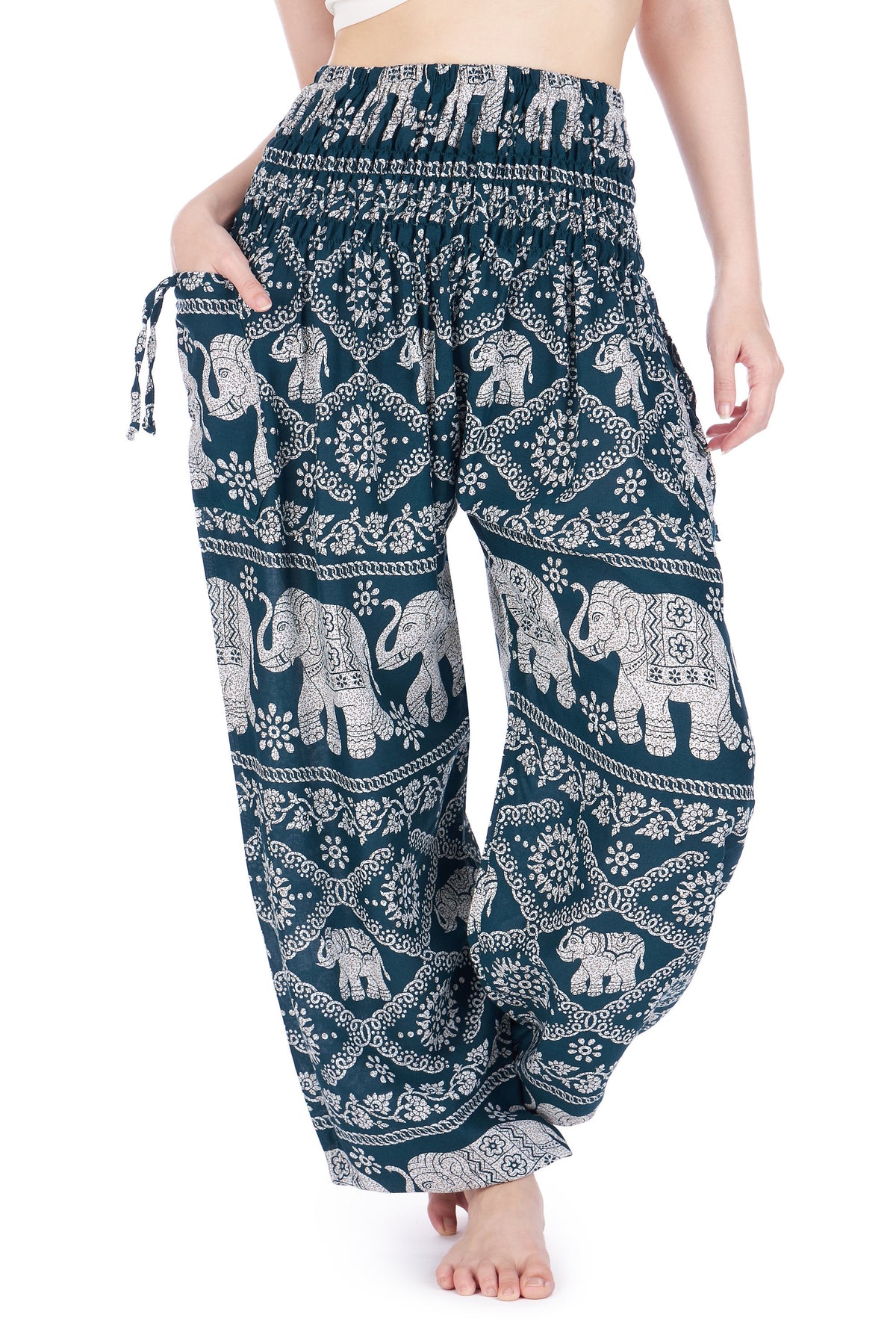 Boho summer vacation trousers with elephant print and pockets